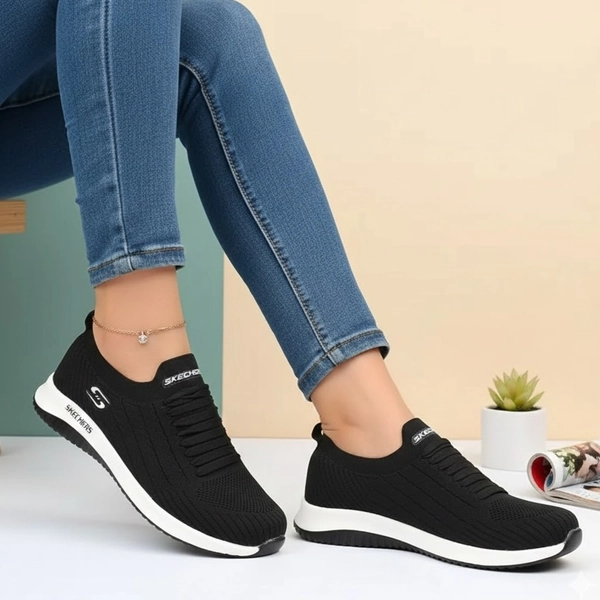 کفش پیاده روی جورابی اسکیچرز عماد